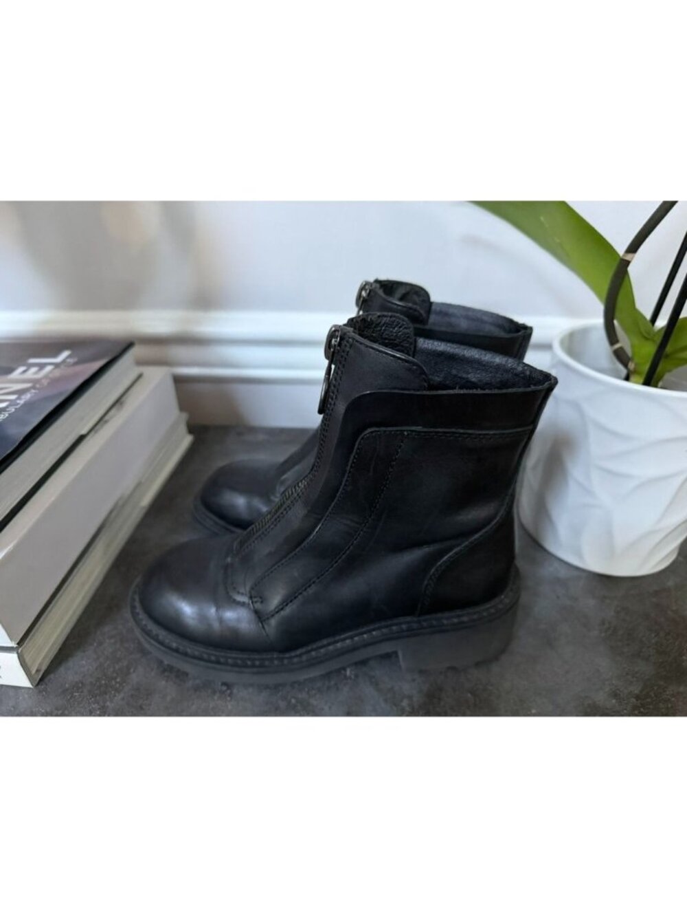 ASH Space Leather Ankle Boots In Black Size 6 - Picture 2 of 9